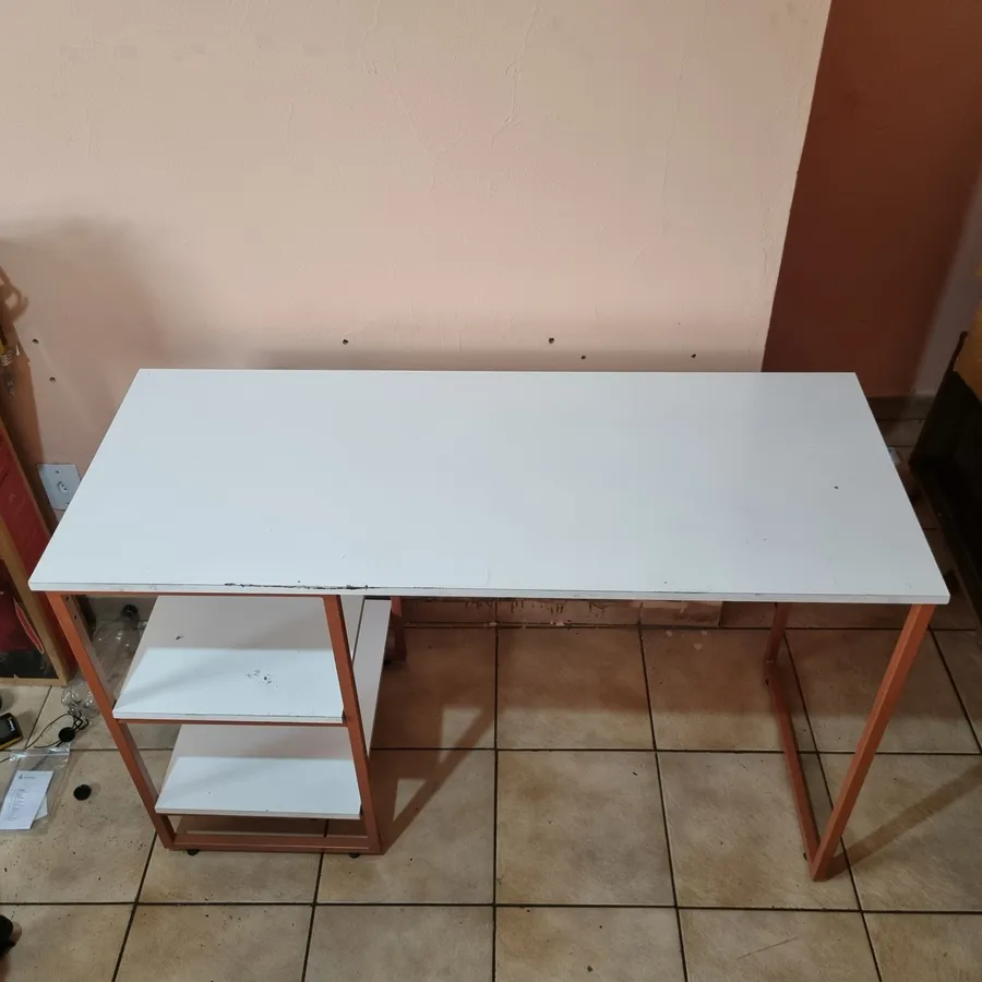 Escrivaninha com Nichos Laterais - foto 4