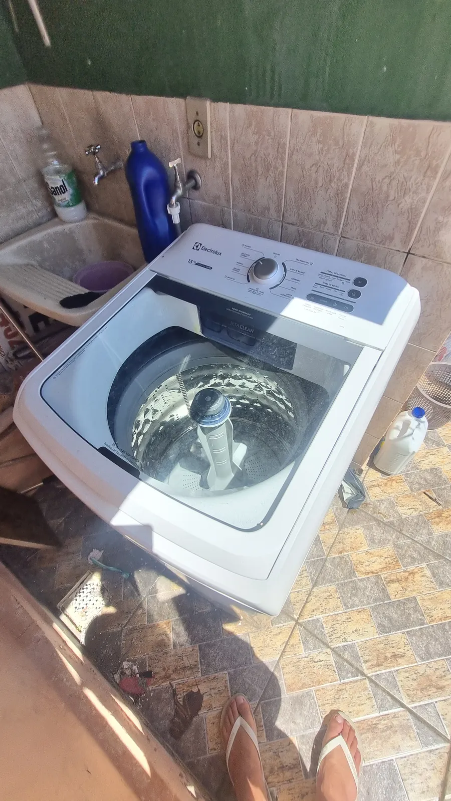 Máquina de Lavar Electrolux 15kg Essential Care Cesto Inox - foto 2