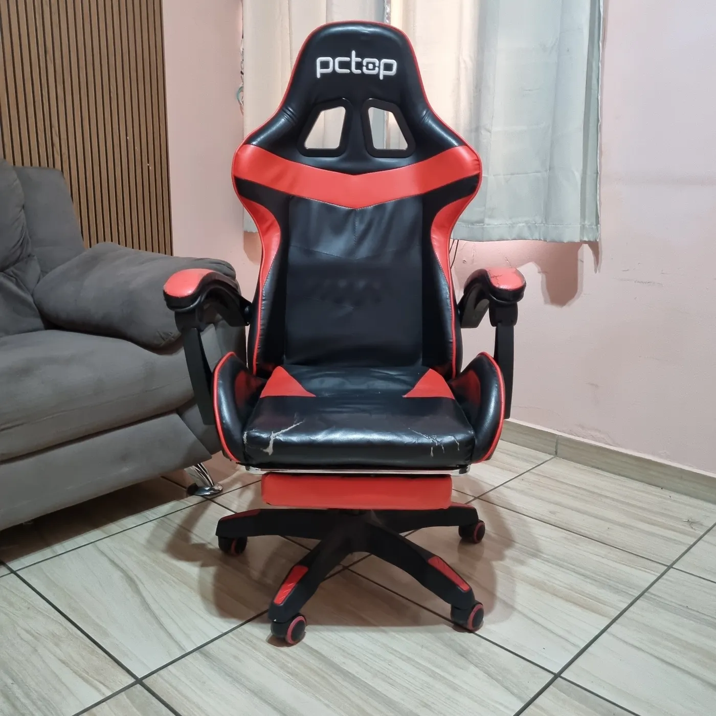 Cadeira Gamer PCTOP Preta e Vermelha - foto 1